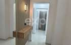 Apartament de vanzare 3 camere , Micro 8 ,et 1 - 4