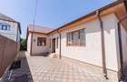 Casa 3 camere de vanzare in Tecuci 100 mp construiti, teren 368 mp - 8