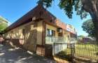 Cladire cu 10 garsoniere de vanzare in Saturn oportunitate de investitie 250.000
