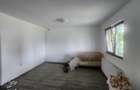 Casa cu 3 camere in Lilieci Bacau - 14