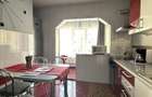 Apartament de vanzare,etaj 1,mobilat,utilat,Tineretului 11!