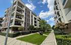 De inchiriat apartament cu 3 camere 2 bai, terasa si loc de parcare private - 11