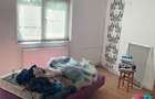 De vanzare apartament cu 3 camere, balcon, etaj 4 - 4
