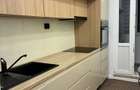 Apartament cu 3 camere decomandat în Central - 2