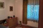 De vanzare! Apartament 4 camere, zonă excelentă