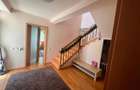 Casa cu mansarda, 4 camere, curte mare - 9