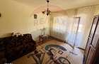 Apartament cu 3 camere de vanzare Piata 1 Decembrie - 9