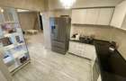 Apartament cu 3 camere de vanzare in zona centrala - 1
