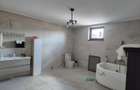 De vanzare casa tip Vila - Livezeni