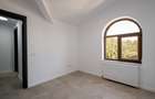Otopeni central - Calea Bucurestilor (DN1) vila P+2 cu 7 camere 6 bai, parcare