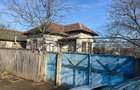 De vanzare Darvari casa si teren 2900 mp - 1