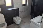 Casă cu 3 camere cu Teren 300 Mp în Mărtinești