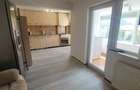 Vand apartament cu 3 camere Centrul Civic, Strada Toamnei - 8