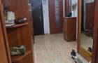 Urgent! Negociabil! Proprietar vand apartament 3 camere, 2 bai, 2 beciuri, balcon mare, 2 locuri de - 4