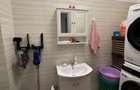 Apartament 3 camere cu CURTE si LOC DE PARCARE