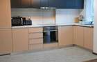 Dau in chirie apartament cu 3 camere in prima nufarul.disponibil 15 09 2026.pret 400euro.nr tel 0763012919 - 1