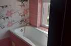 Casa cu etaj,cu garaj ,mobilata, utilata, 375 mp,teren 600 mp,Corunca