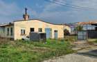 Proprietar inchiriez Abator cu 6400 mp teren intravilan,3000 mp curte betonata+ 1200 mp Frigo
