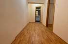 Proprietar, oferă spre vânzare apartament 3 camere decomandat zona Mioritei