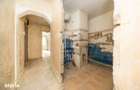 TRIAJ - Coresi | 3 camere +2 bai | 70 mp utili NERENOVAT | decomandat