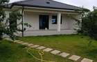Casa noua cu 3 camere, curte ?i acces asfaltat - 2