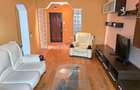 Inchiriez apartament 2 camere in Deva, parter, str. Zamfirescu, mobilat