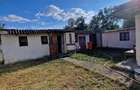 De vanzare casa locuibila, 3 camere, 1200mp teren, 2 anexe, 42000euro
