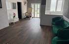 Casa de vanzare, 30camere, curte mare,16bai - 16