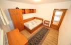 De vanzare apartament 3 camere, strada Victoriei - 6