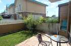 Cosmopolis Vila exclusivista 2 locuri de parcare Terasa1100 EUR - 12