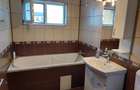 Persoana fizica, vand apartament 65 mp.(din care balcon 4 mp.) semidecomandat, in loc. Floresti, str