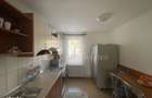 Inchiriez apartament cu 2,5 camere. Tractorul