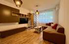 Apartament cu 2 camere, decomandat, zona Circumvalatiunii - 1