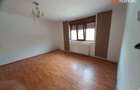 Casa individuala cu 4 camere - zona Crisan | 2 corpuri de cladire - 3