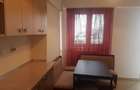 Proprietar, inchiriez apartament 2 camere '93 decomandat Eroilor - particular