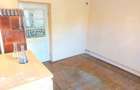 DE INCHIRIAT: Casa 3 camere, 90 mp, curte 200 mp cu vi?a de vie Zona Calea ?agului