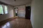 Vanzare casa 2 camere, partial renovata, Bd. Pieptanari - 1