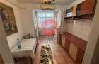 Apartament 2 camere decomandat, Vest, etaj 1, mobilat - 1