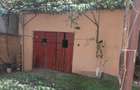 Casa cu 6 camere, curte spatioasa, garaj