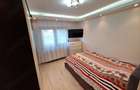 Apartament 3 camere, etaj 2,la Piata Mare - 1