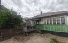 2 Case + 1600 mp Teren, zona centrala Balinesti, Siret
