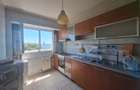 Apartament 3 camere!