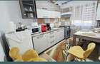 Vand apartament 2 camere, decomandat-et 3, str NicolaeTitulescu
