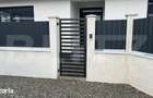 Casa de vanzare, cu 4 camere, 120 mp, zona Unirea
