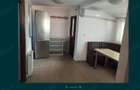 inchiriez apartament doua camere la curte - 2
