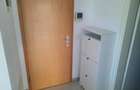 Inchiriez Ap.2 camere ,Avangarden Tractorul ,2 min Mall Coresi, etj.1 ,loc parcare,boxa, insorit - 1