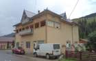 Casa cu 4 camere, etaj ?i depozit- Fundu Moldovei- Suceava - 1