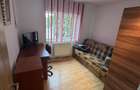 Ofer spre inchiriere Ap cu 3 camere, 2 bai,Etaj 1, acces din 2 strazi, la 1 minut de Calea Bucuresti, in proximitatea marilor supermarketuri din oras. - 7