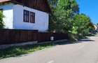 Vand teren cu casa veche,intravilan - 1