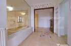 Casa P + E + M parte din duplex, 226.78 mp, 571 mp teren, z - 9